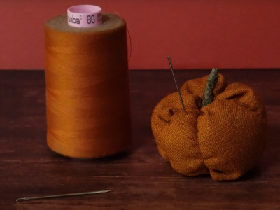 Comment faire un pique-aiguilles en forme de citrouille